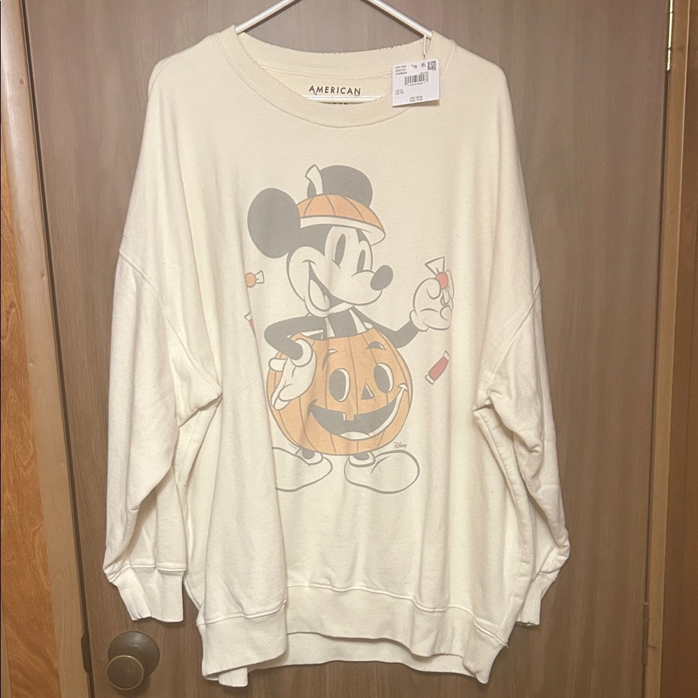 American Eagle Cream Halloween Sweatshirt